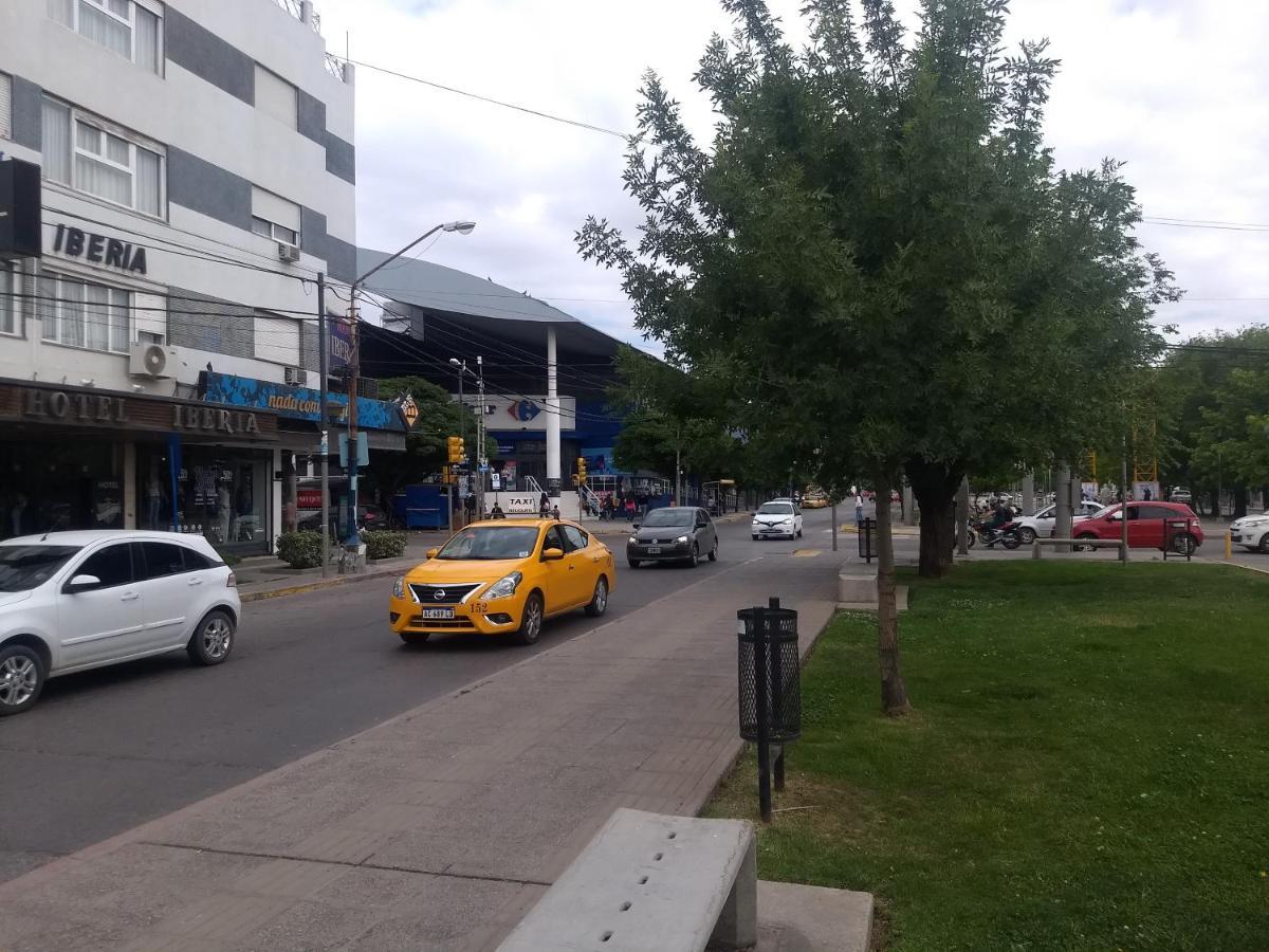 Hotel Crystal Neuquén Εξωτερικό φωτογραφία