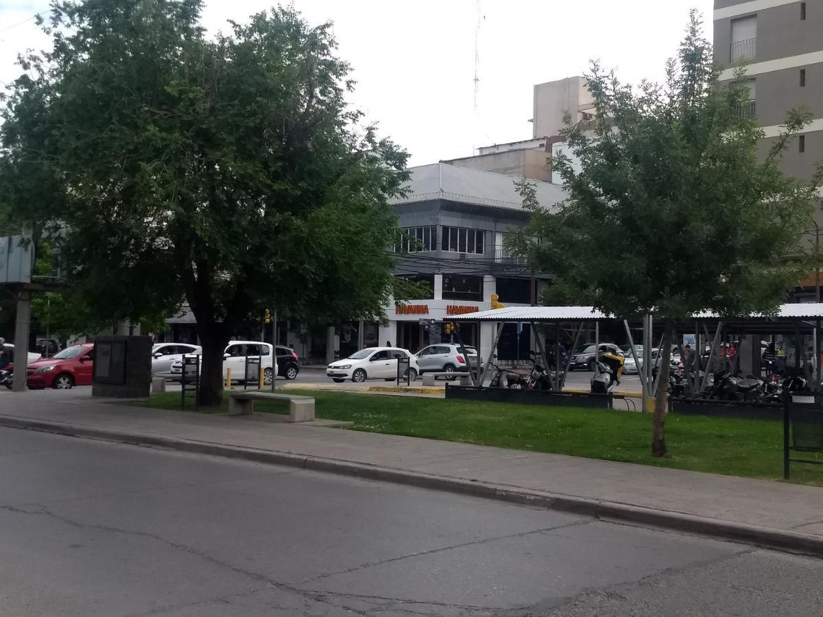 Hotel Crystal Neuquén Εξωτερικό φωτογραφία