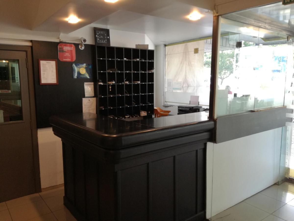 Hotel Crystal Neuquén Εξωτερικό φωτογραφία