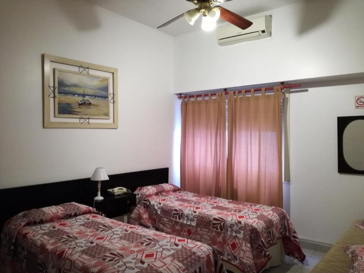 Hotel Crystal Neuquén Εξωτερικό φωτογραφία
